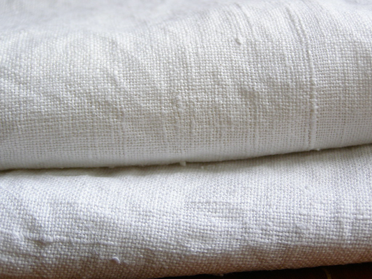 Linen or ramie? The lightweight fabric face off