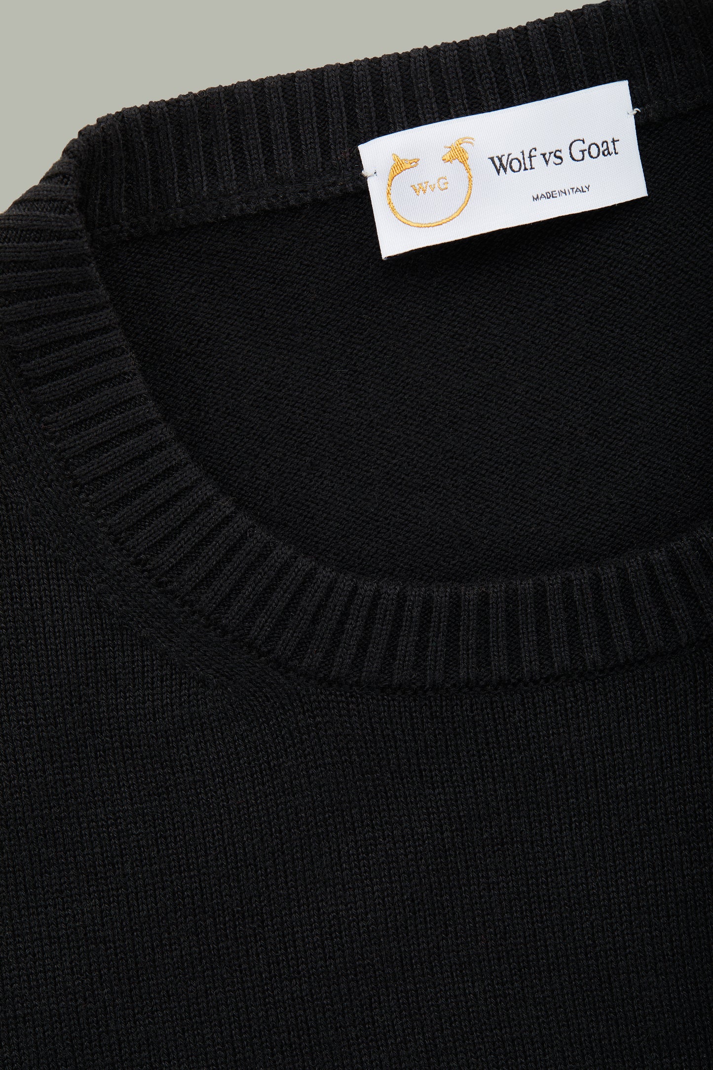 Long Sleeve Crew Neck Bamboo Cashmere Sweater Black