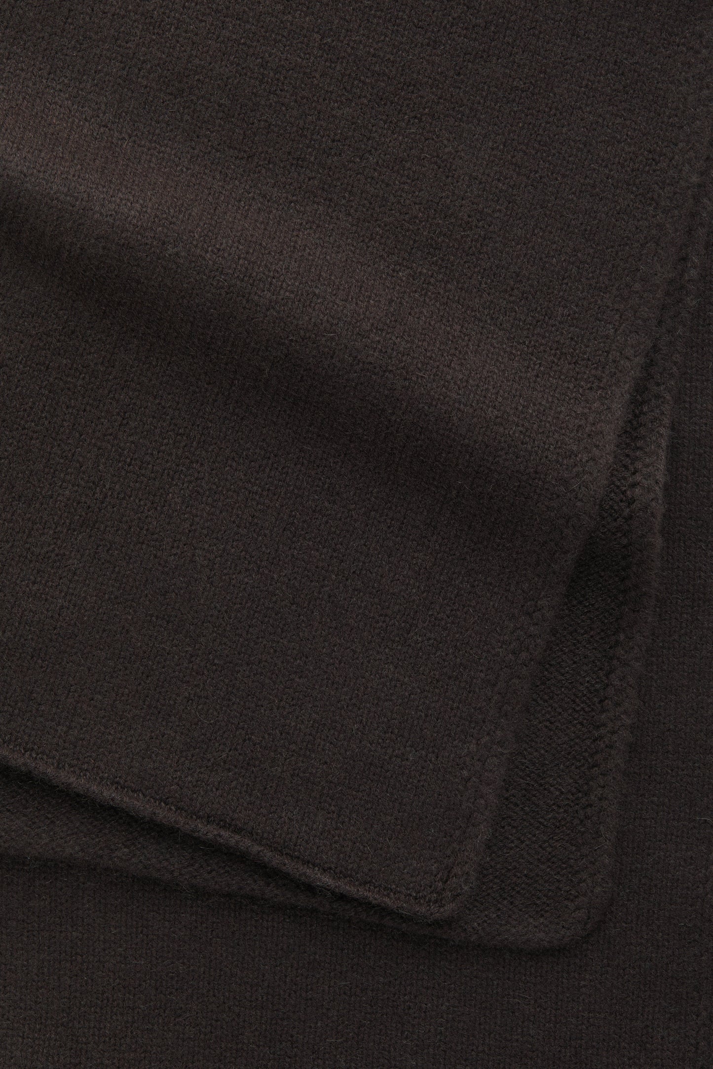 Knitted Maglia Rasata Cashmere Scarf Noir Chocolate